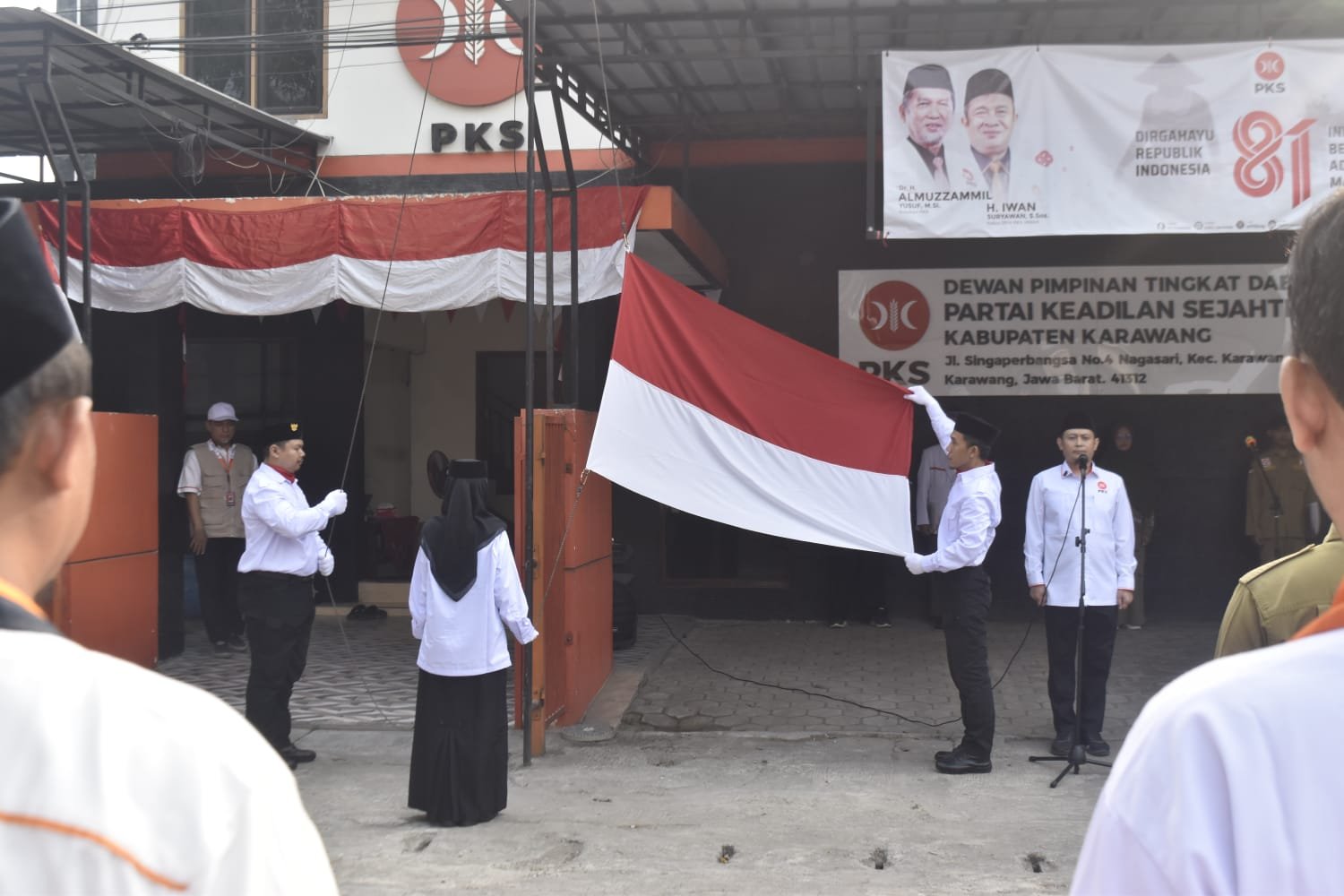 DPD PKS Karawang Gelar Upacara Bendera HUT ke-81 Kemerdekaan RI